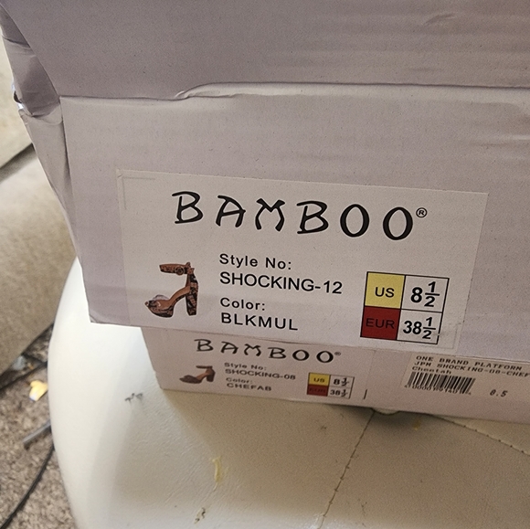 Heels - Picture 2 of 2